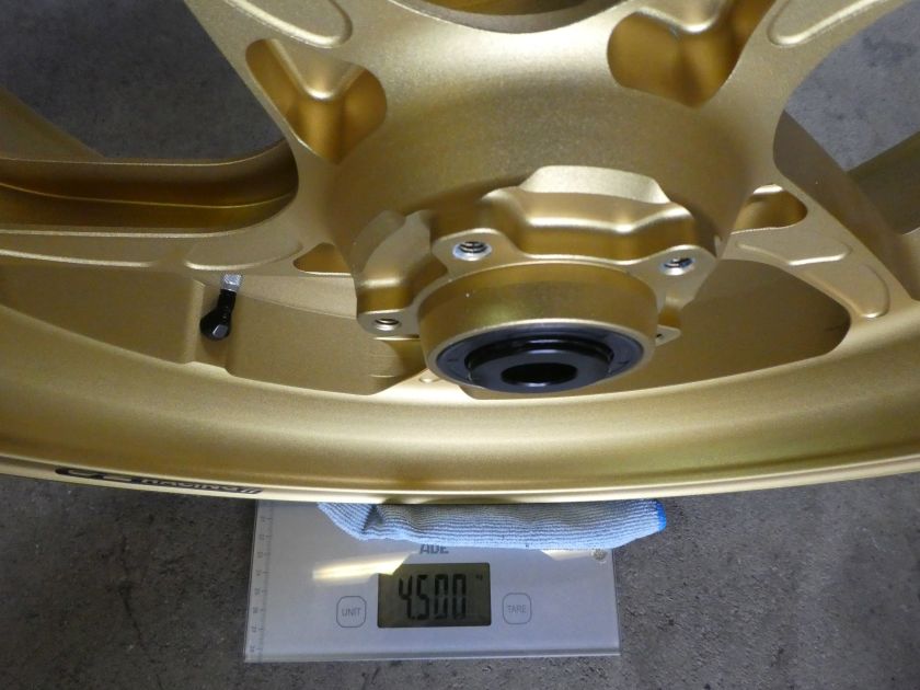 Hinterrad mit Lager 4500 Gramm