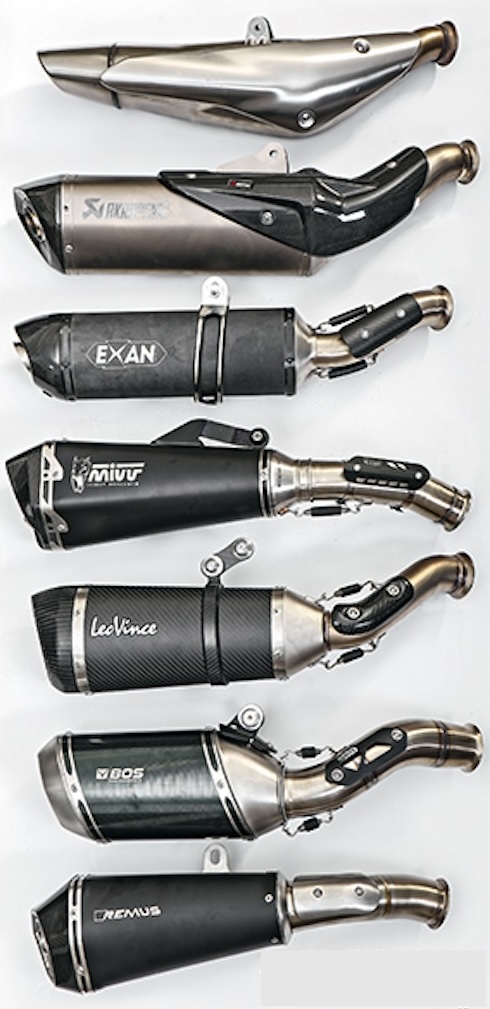 Duke_790_exhausts.jpg
