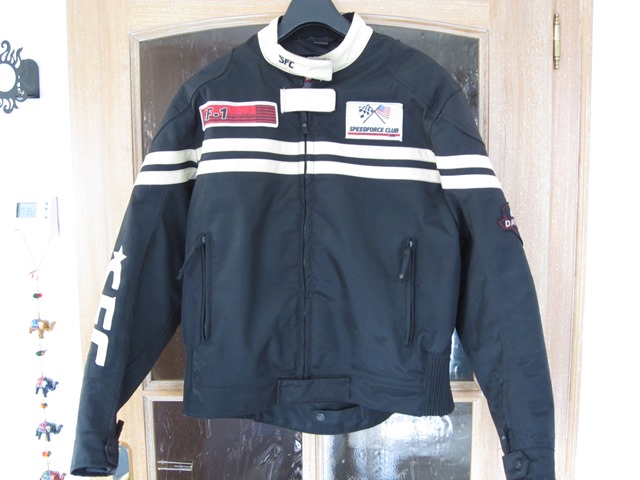 Jacke 001.JPG