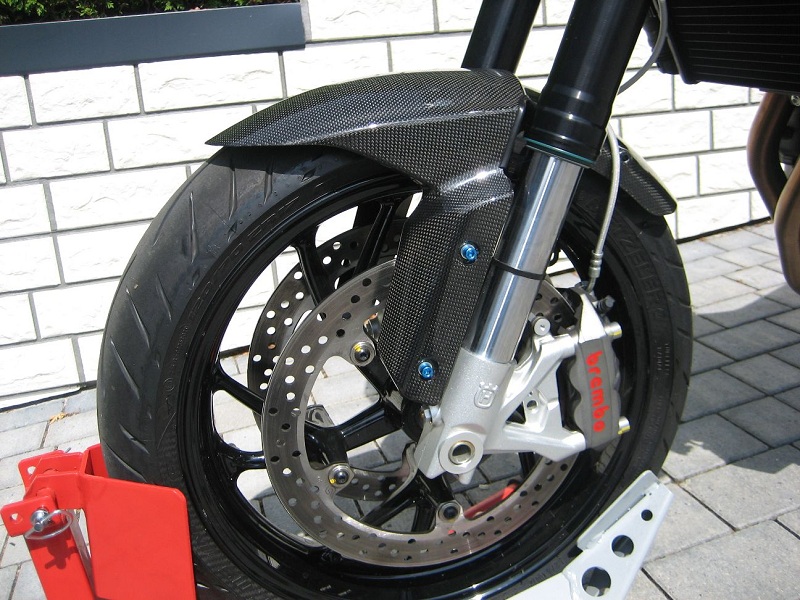 Nuda 900R-Carbon VA-TK.JPG