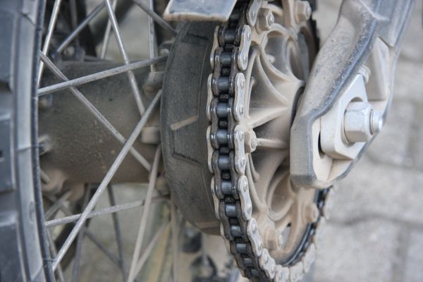 CLS geschmierte Kette einer F 800 GS nach einem Tag im Gelände