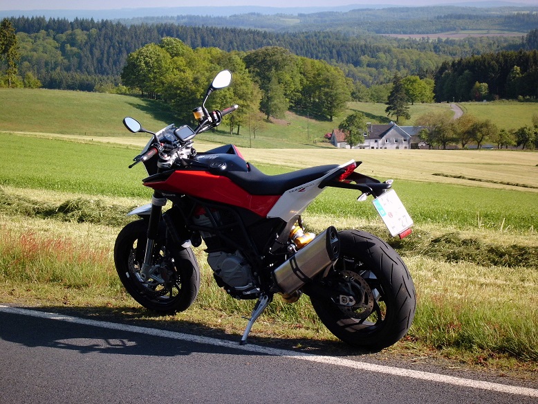 Husky900R ätt Küchelschlade.JPG