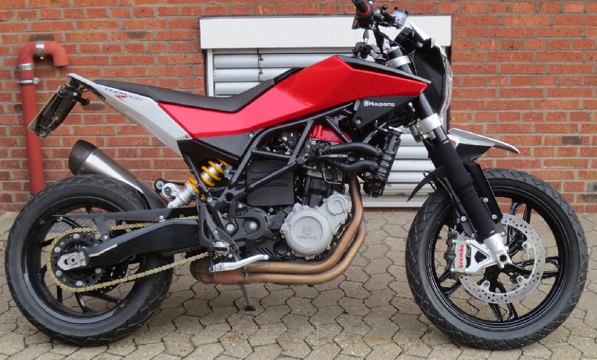 Husky von der Seite - da war Sie noch sauber ...
